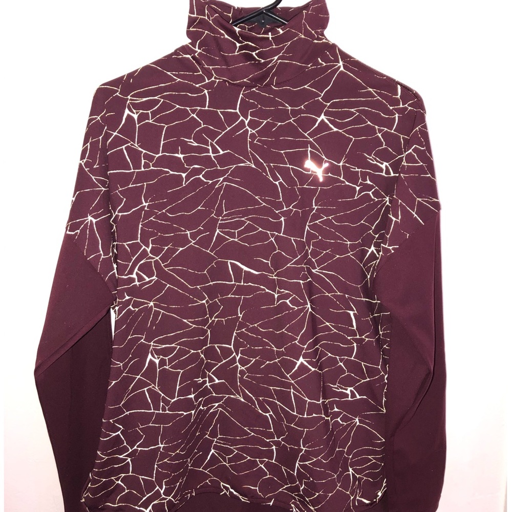 woman’s SM - reflective , puma pullover sweatshirt